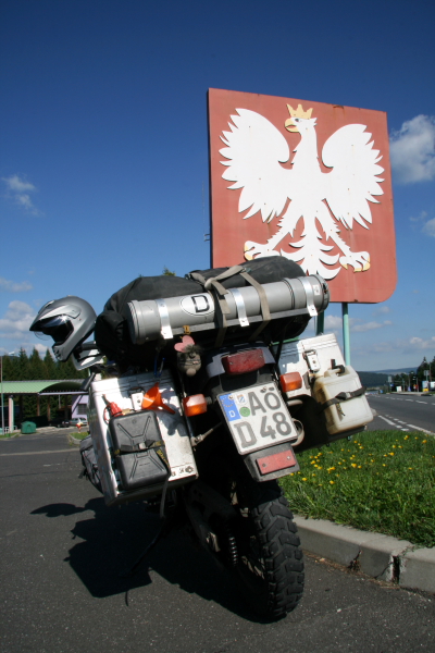 entering poland.JPG